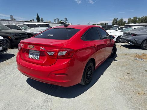Used 2016 Chevrolet Cruze LS FWD image 5