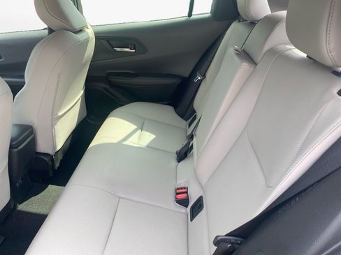 Used 2025 Toyota Prius Limited FWD image 16