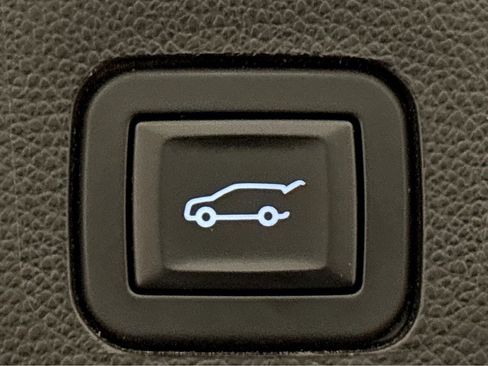 Used 2019 Chevrolet Traverse High Country image 22