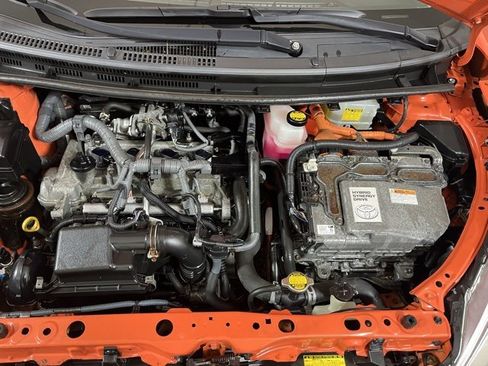 Used 2014 Toyota Prius C Four image 22