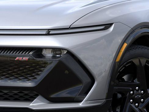 New 2025 Chevrolet Equinox EV RS w/ Convenience Package II FWD image 37