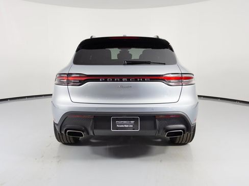 New 2026 Porsche Macan image 6
