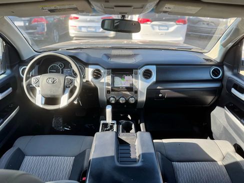 Used 2016 Toyota Tundra SR5 image 10