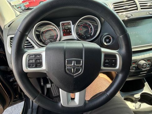 Used 2019 Dodge Journey GT w/ Nav & Sun Group AWD/4WD image 18