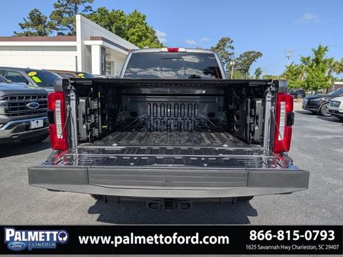 Used 2024 Ford F250 Lariat w/ Lariat Ultimate Package AWD/4WD image 13