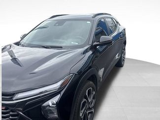 Certified 2024 Chevrolet Trax RS w/ Sunroof Package FWD video 1