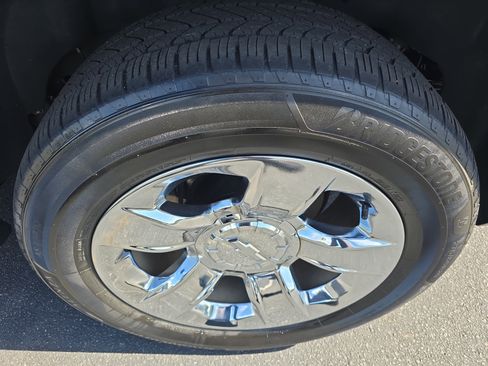 Used 2020 Chevrolet Tahoe Premier w/ Max Trailering Package AWD/4WD image 34