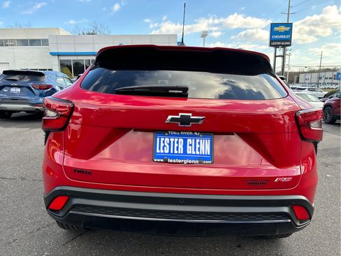 Certified 2026 Chevrolet Trax RS w/ Driver Confidence Package image 34