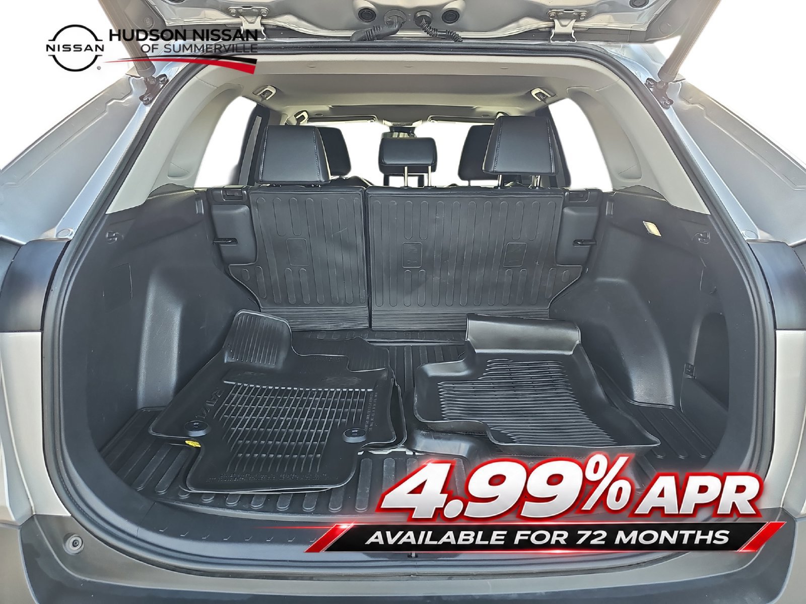 Used 2023 Toyota RAV4 XLE Premium FWD image 30
