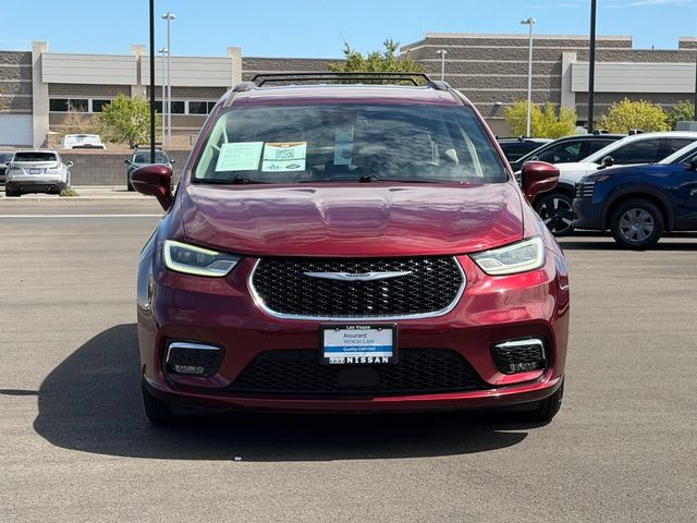 Used 2022 Chrysler Pacifica Touring-L FWD image 10