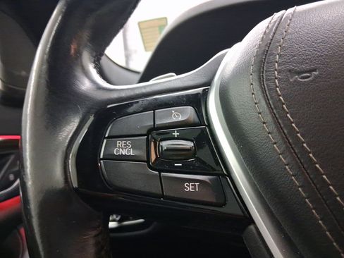 Used 2017 BMW 540i image 14