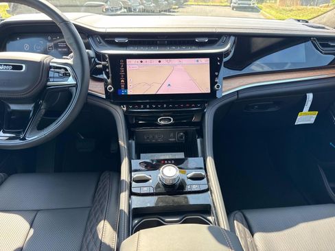 New 2026 Jeep Grand Cherokee L Summit AWD/4WD image 21