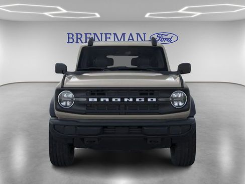New 2025 Ford Bronco Base image 6