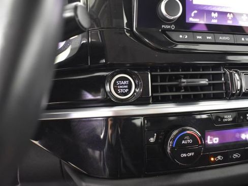 Certified 2023 Nissan Pathfinder SV AWD/4WD image 17