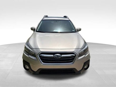 Used 2019 Subaru Outback 2.5i Premium AWD/4WD image 9