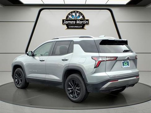 Certified 2025 Chevrolet Equinox LT w/ Convenience Package II image 10