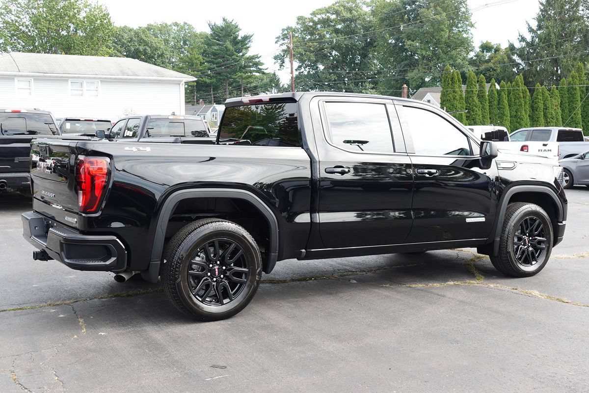 Used 2024 GMC Sierra 1500 Elevation AWD/4WD image 3