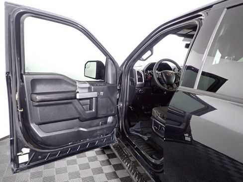 Used 2015 Ford F150 XLT w/ Equipment Group 302A Luxury image 17