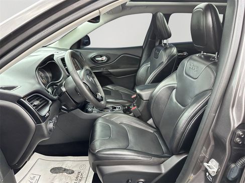 Used 2023 Jeep Cherokee Altitude Lux w/ Lux Elite Package image 24