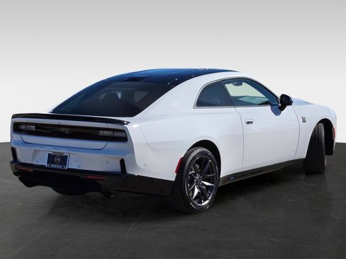 New 2026 Dodge Charger Scat Pack w/ Blacktop Package AWD/4WD image 4
