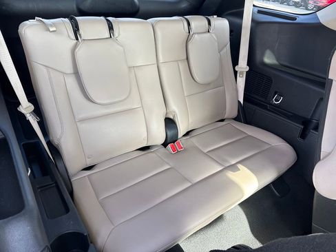 Used 2023 Ford Explorer Limited w/ Equipment Group 301A image 14