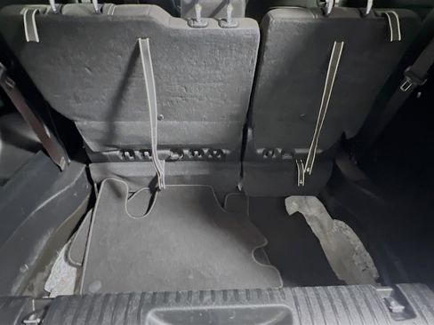Used 2024 Chrysler Pacifica Touring FWD image 34