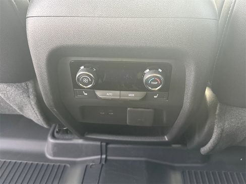 New 2026 Chevrolet Traverse RS w/ LPO, Floor Liner Package image 27