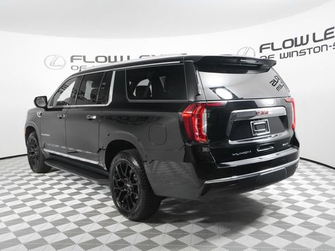 Used 2023 GMC Yukon XL SLT AWD/4WD image 5