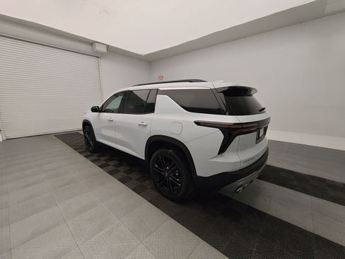 New 2026 Chevrolet Traverse LT w/ Driver Confidence Package image 3