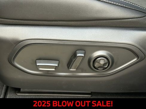 New 2025 Jeep Grand Cherokee L Altitude image 24