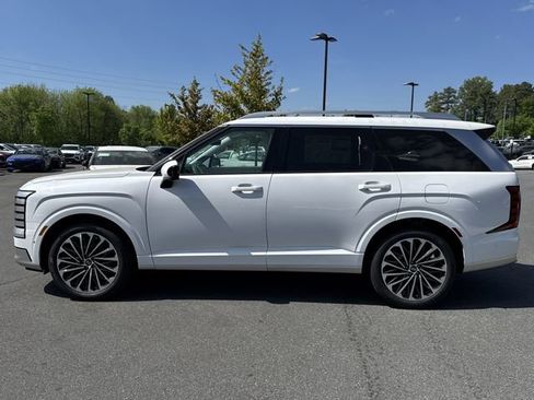 New 2026 Hyundai Palisade Calligraphy FWD image 4