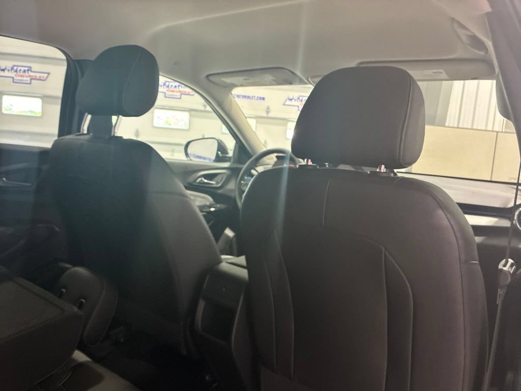 Used 2026 Chevrolet Trax LT FWD image 38
