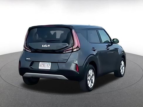 Used 2025 Kia Soul LX w/ LX Technology Package FWD image 12