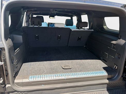 Used 2024 GMC Hummer EV 2X AWD/4WD image 11