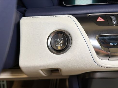 Certified 2025 Lexus LC 500 Coupe image 31