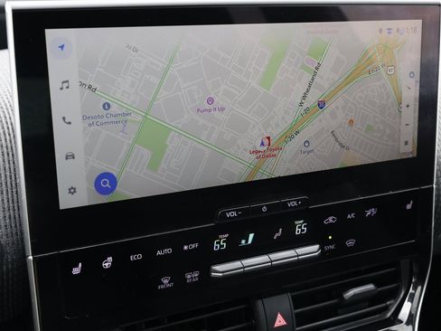 Used 2025 Toyota bZ4X XLE image 21