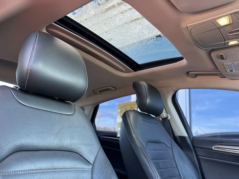 Used 2013 Ford Fusion SE FWD image 17