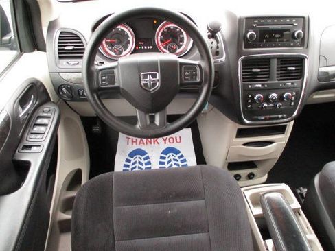 Used 2014 Dodge Grand Caravan SE w/ Quick Order Package 29E SE FWD image 11