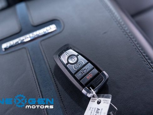 Used 2024 Ford F150 Platinum image 41