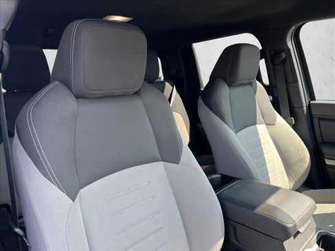 Used 2025 Toyota Tacoma TRD Off-Road image 24