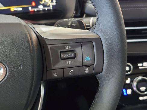 Certified 2026 INFINITI QX60 Luxe w/ Family Package image 18