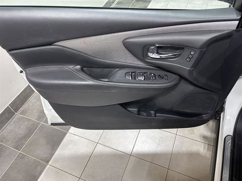 Used 2021 Nissan Murano SL w/ SL Moonroof Package image 22