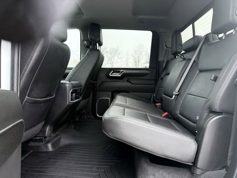 Used 2025 Chevrolet Silverado 2500 LTZ w/ LTZ Premium Package image 14