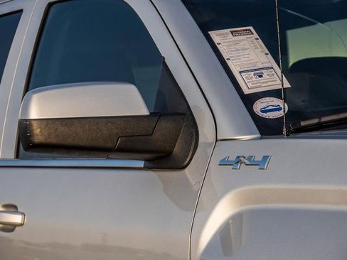 Used 2016 GMC Sierra 1500 SLE w/ SLE Value Package image 4