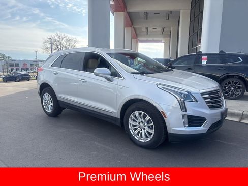 Used 2018 Cadillac XT5 FWD image 8