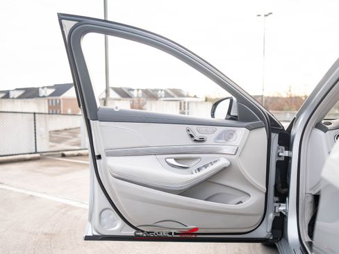 Used 2015 Mercedes-Benz S 550 Sedan image 44