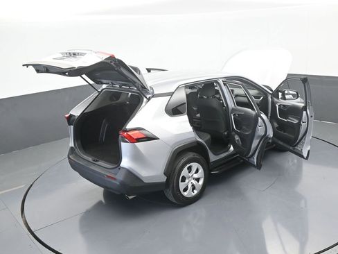 Used 2023 Toyota RAV4 LE image 66