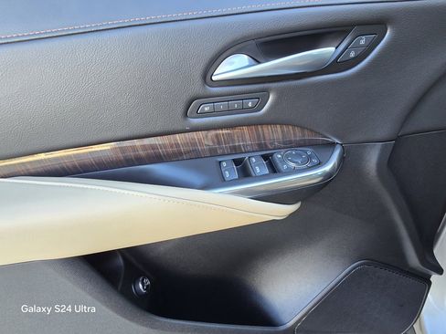 Used 2024 Cadillac XT4 Premium Luxury w/ Cold Weather Package image 13