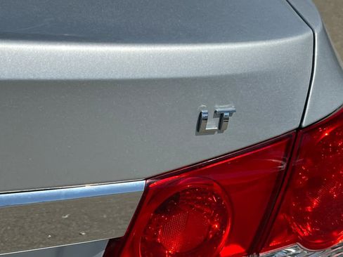 Used 2016 Chevrolet Cruze LT image 21