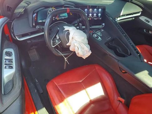 Used 2022 Chevrolet Corvette Stingray Convertible w/ Z51 Performance Package image 8